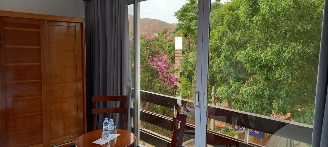 Hotel Viajante Tarrafal  Dış mekan fotoğraf